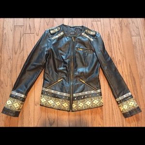 Buckle Black Jacket M